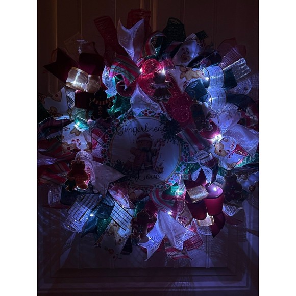 Handmade Gingerbread Love Christmas Holiday Ribbon Door Wreath 22 ins W56 - Picture 12 of 13